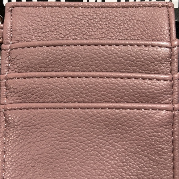 Steve Madden Zip Around CardCase Wristlet & keychain - Picture 4 of 11